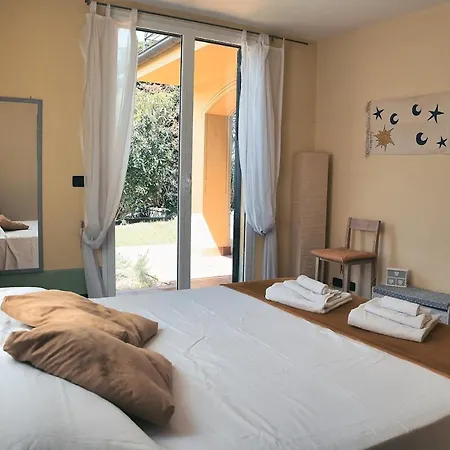Sabrina With Sea View, Pool, Parking-verelite *