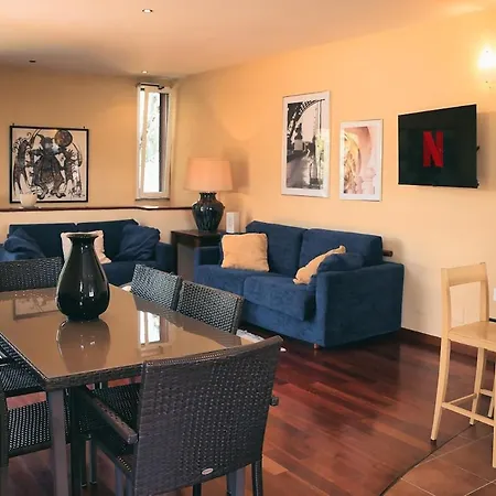 Sabrina With Sea View, Pool, Parking-verelite Willa
