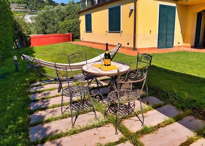 Villa Sabrina With Sea View, Pool, Parking Arma di Taggia