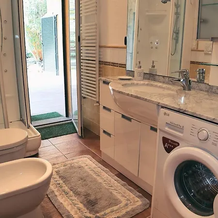 Sabrina With Sea View, Pool, Parking-verelite Arma di Taggia