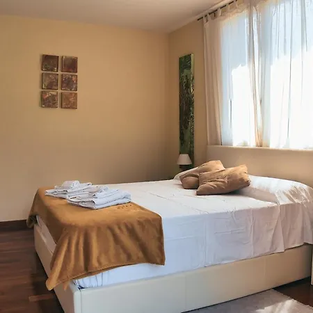 Villa Sabrina With Sea View And Pool